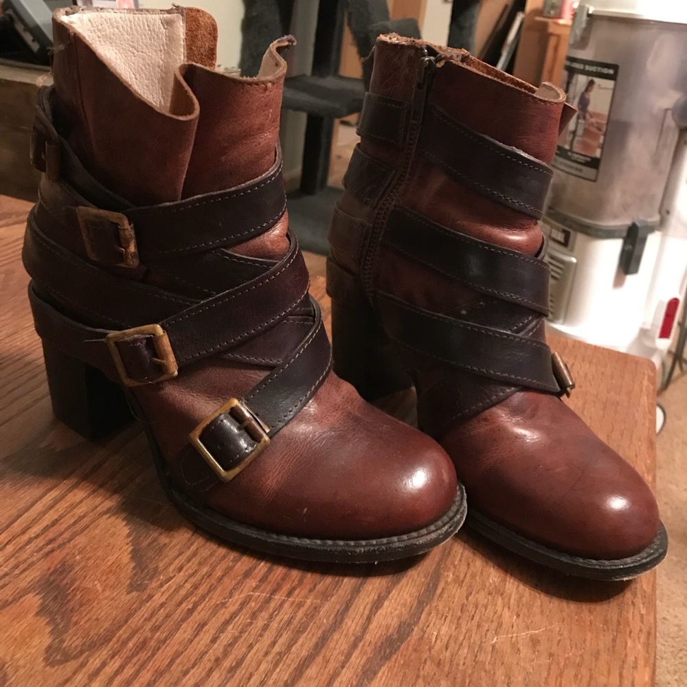 Ankle boot sz 7 freebird hustl,